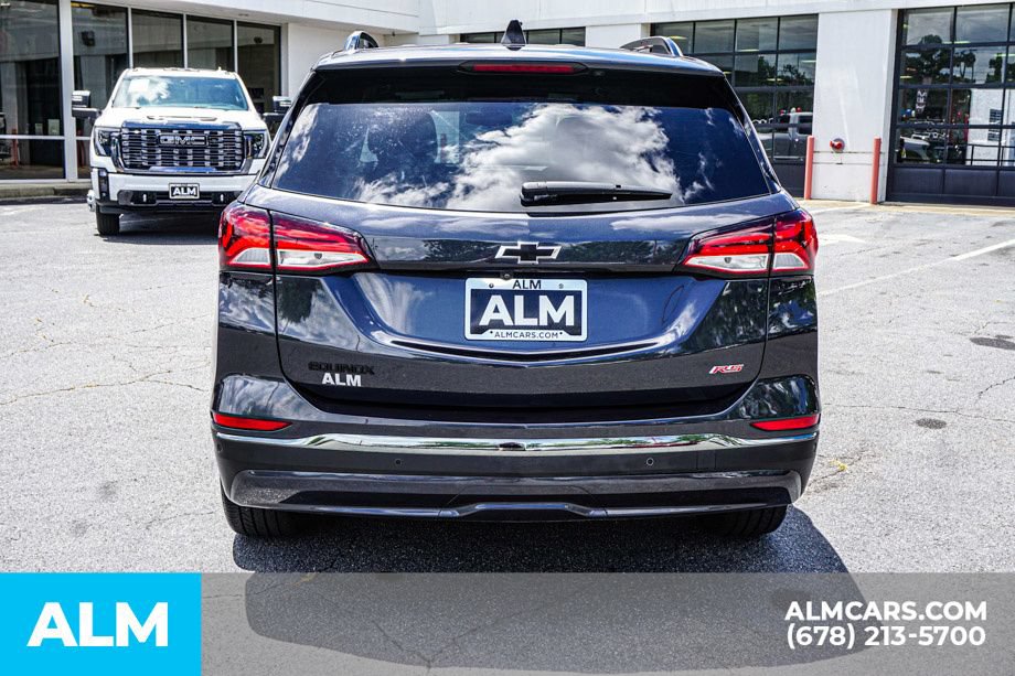 Used 2022 Chevrolet Equinox RS w/ RS Leather Package FWD image 11