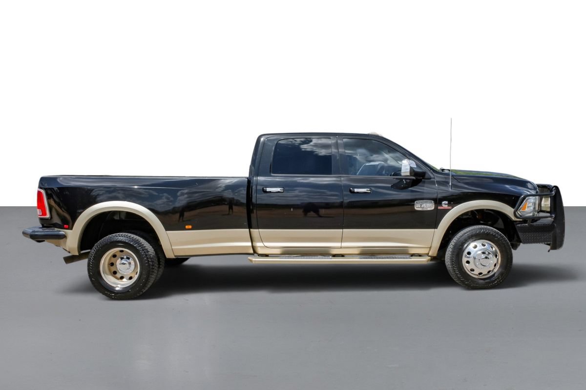 Used 2015 RAM 3500 Laramie Longhorn w/ Protection Group AWD/4WD image 5