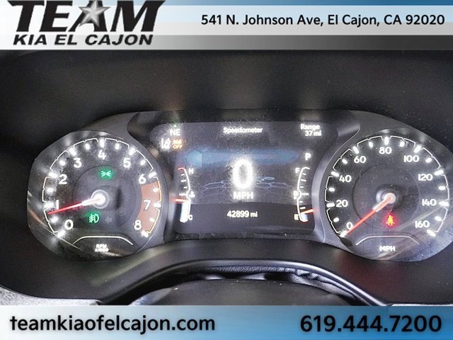 Used 2024 Jeep Compass Latitude image 30