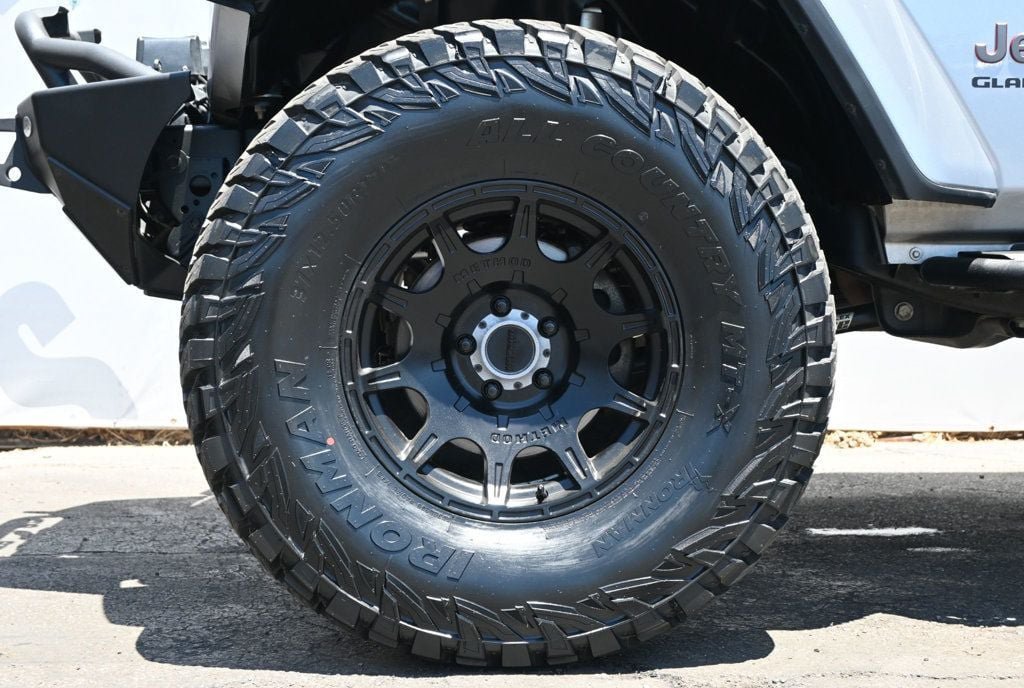 Used 2020 Jeep Gladiator Rubicon AWD/4WD image 9