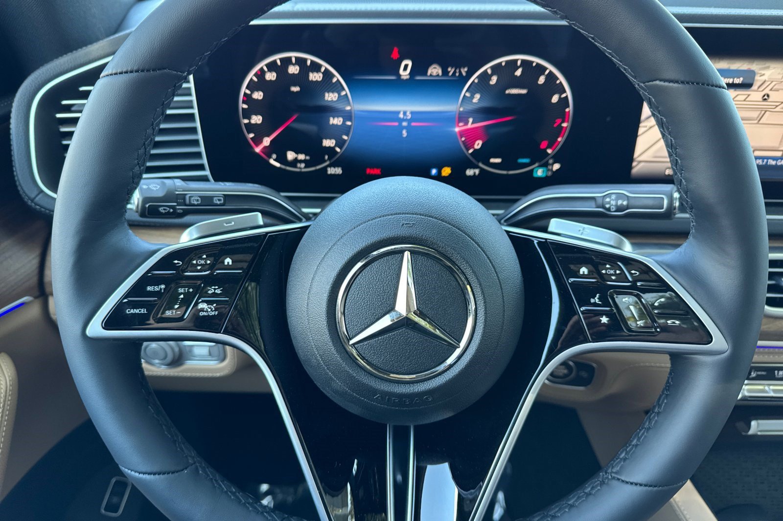 New 2026 Mercedes-Benz GLE 580 4MATIC image 16