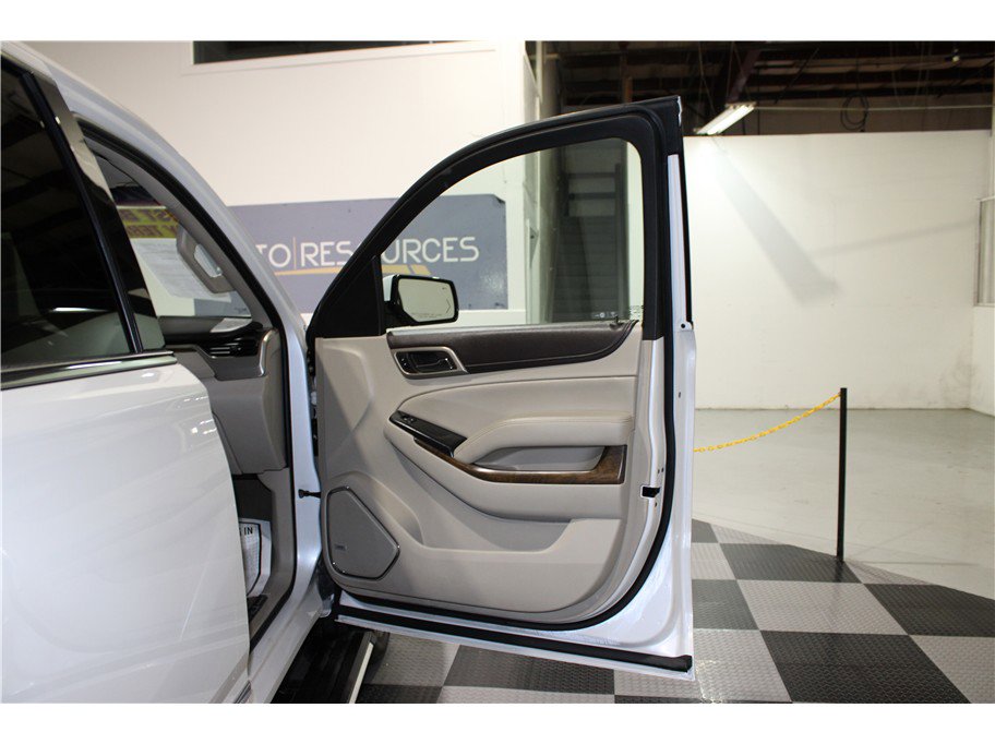 Used 2018 GMC Yukon XL Denali w/ Denali Ultimate Package image 30