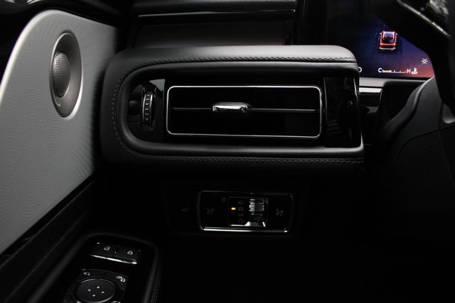 New 2026 Lincoln Aviator Reserve AWD/4WD image 38