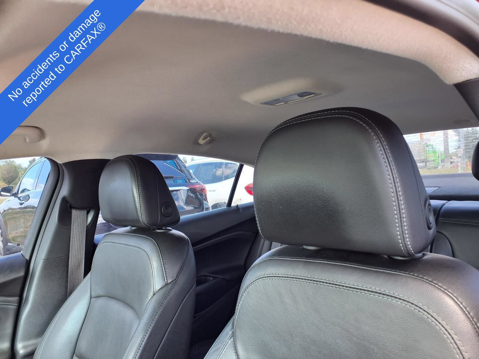 Used 2017 Chevrolet Cruze Premier w/ Enhanced Convenience Package FWD image 18