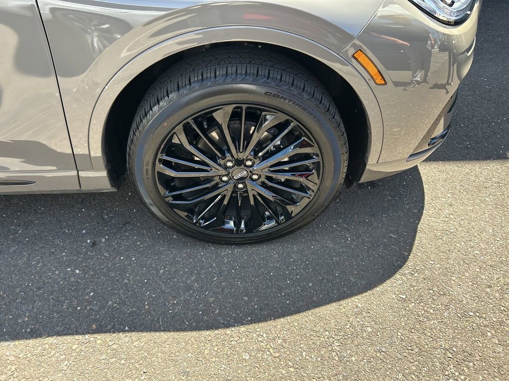 New 2025 Lincoln Corsair Reserve w/ Jet Appearance Package image 11