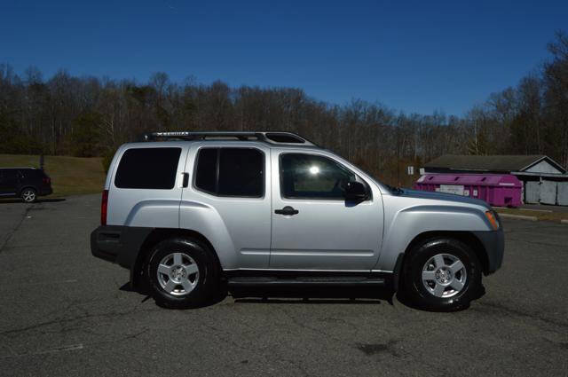 Used 2008 Nissan Xterra S w/ Supplemental Air Bag Pkg RWD image 4