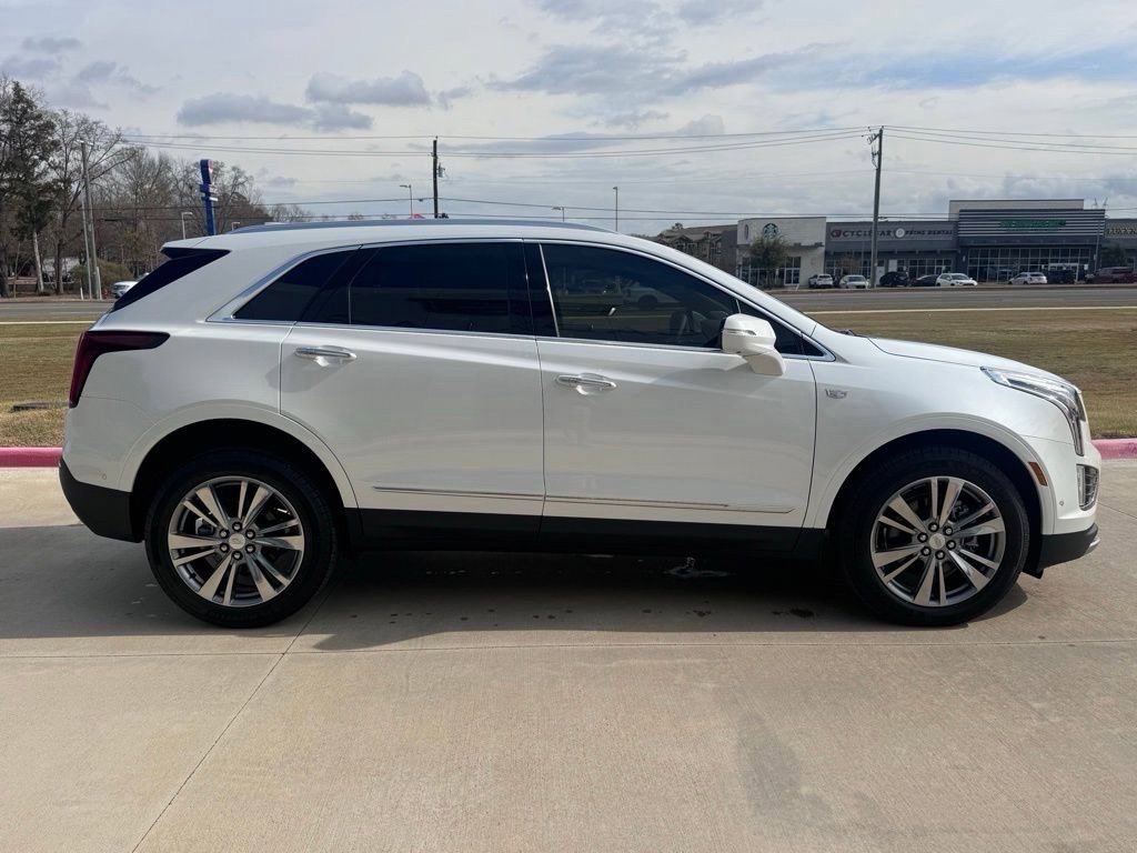 New 2026 Cadillac XT5 Premium Luxury w/ LPO, Floor Liner Package FWD image 6