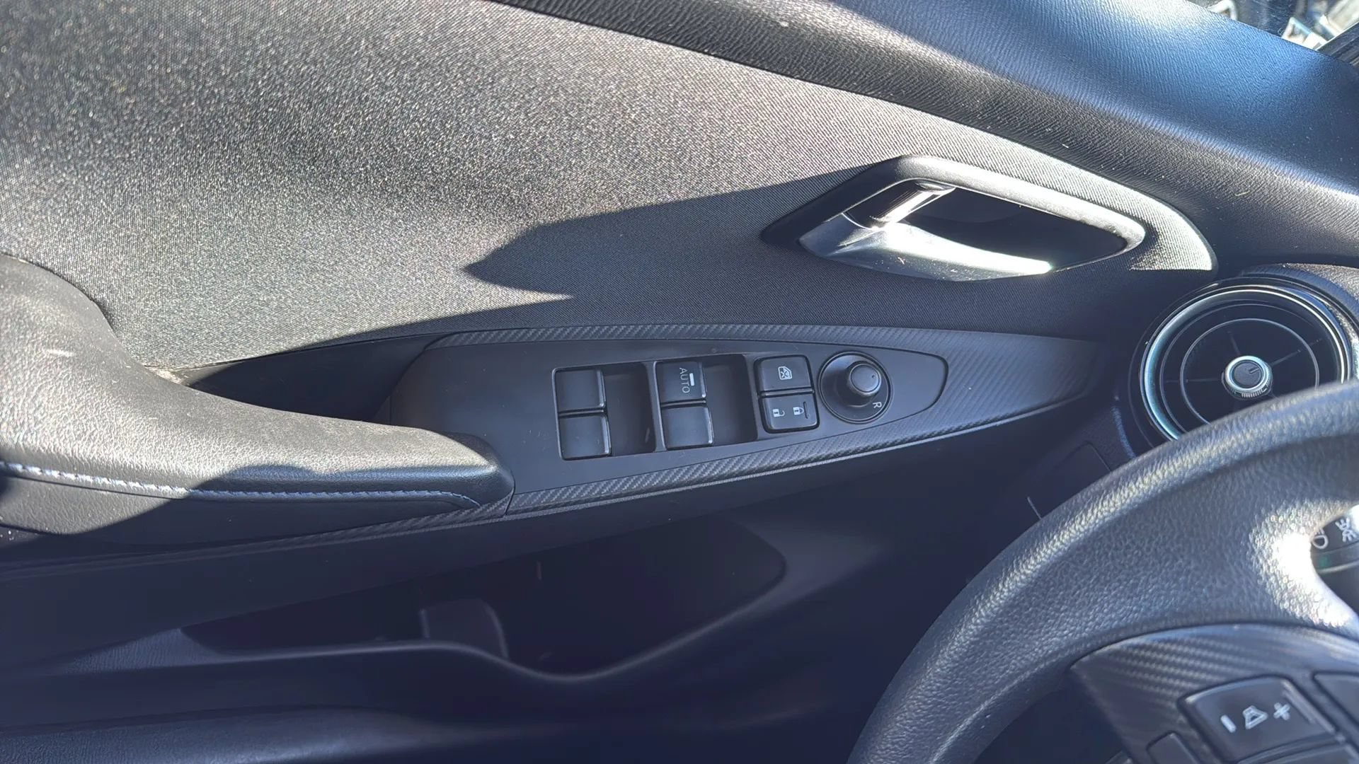 Used 2016 Scion iA FWD image 22