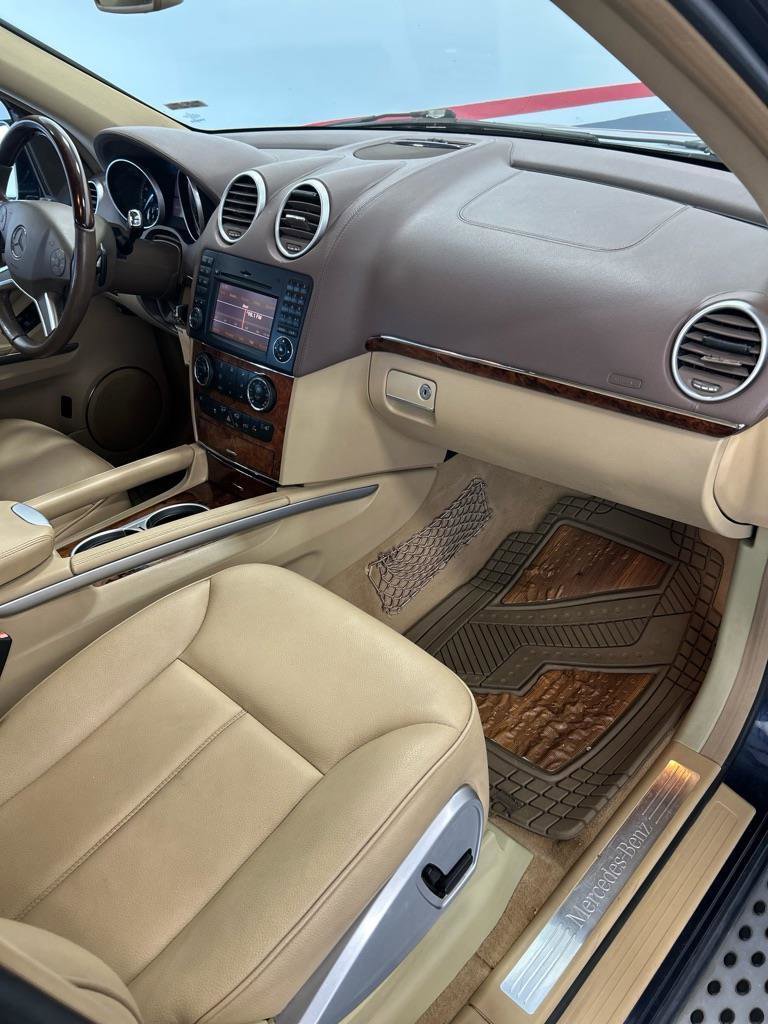 Used 2012 Mercedes-Benz GL 450 4MATIC image 20