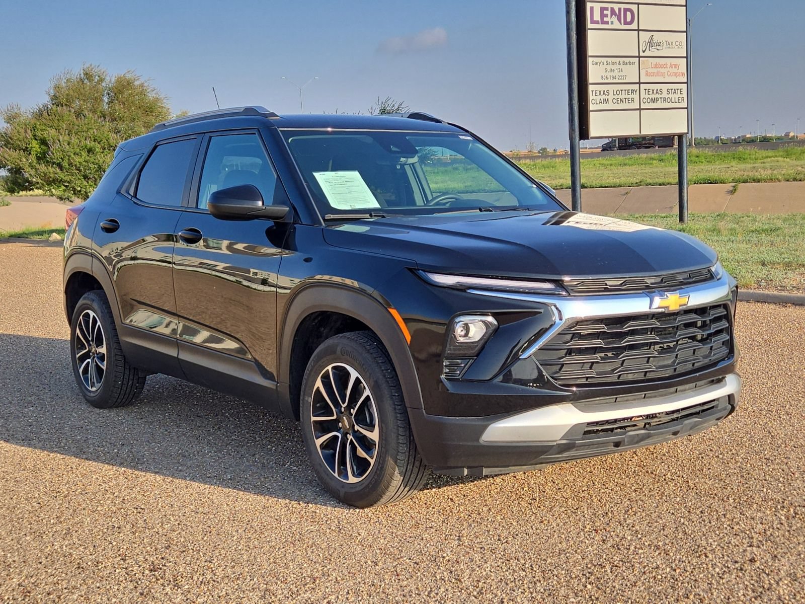 Used 2024 Chevrolet TrailBlazer LT AWD/4WD image 7