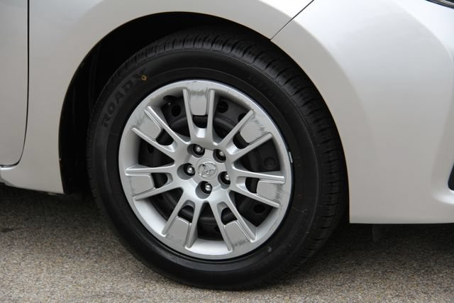Used 2014 Toyota Corolla S FWD image 13