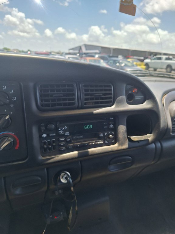 Used 2001 Dodge Ram 3500 Truck 2WD Quad Cab image 5