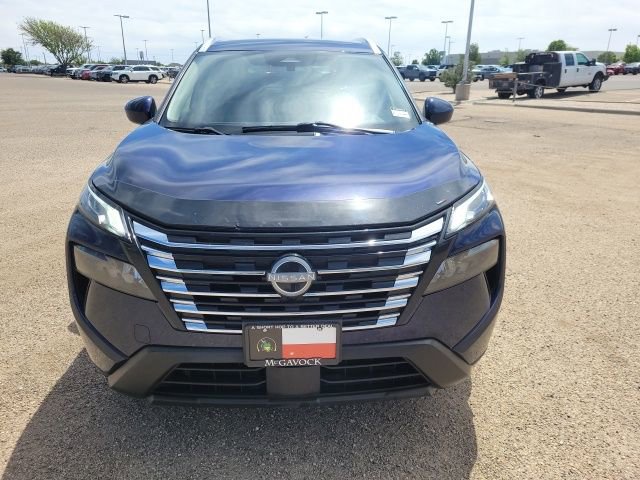 Certified 2024 Nissan Rogue SV w/ SV Premium Package FWD image 3