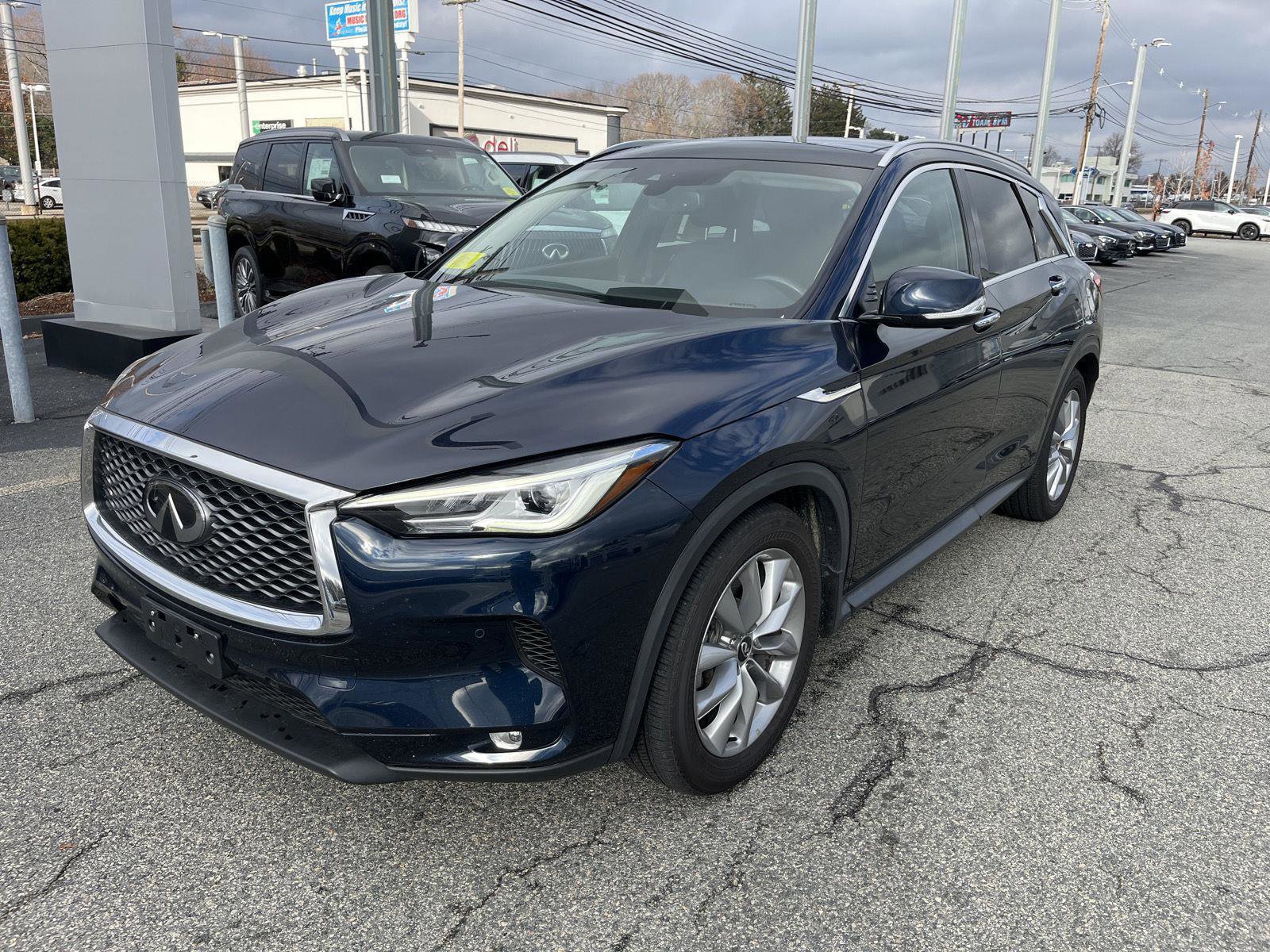 Certified 2021 INFINITI QX50 Essential w/ Convenience Package image 7