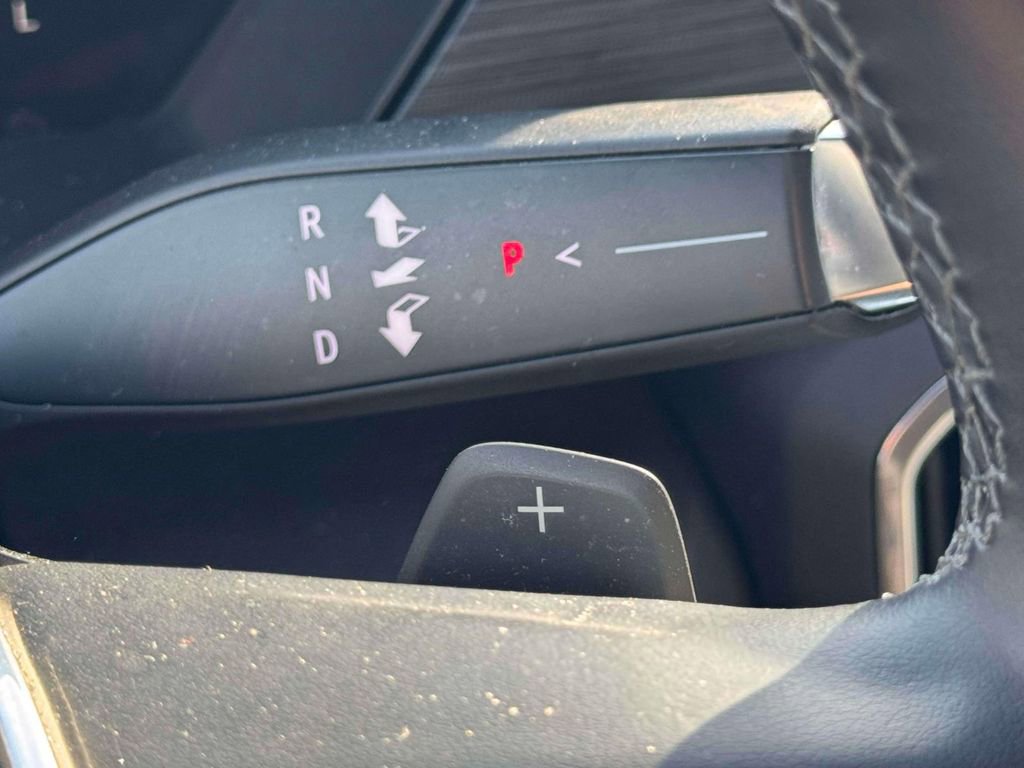 Used 2025 GMC Acadia Elevation image 20