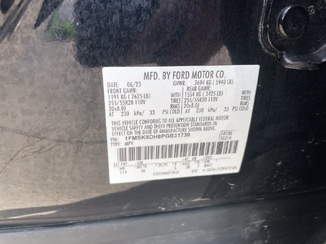 Used 2023 Ford Explorer XLT w/ Equipment Group 202A AWD/4WD image 27