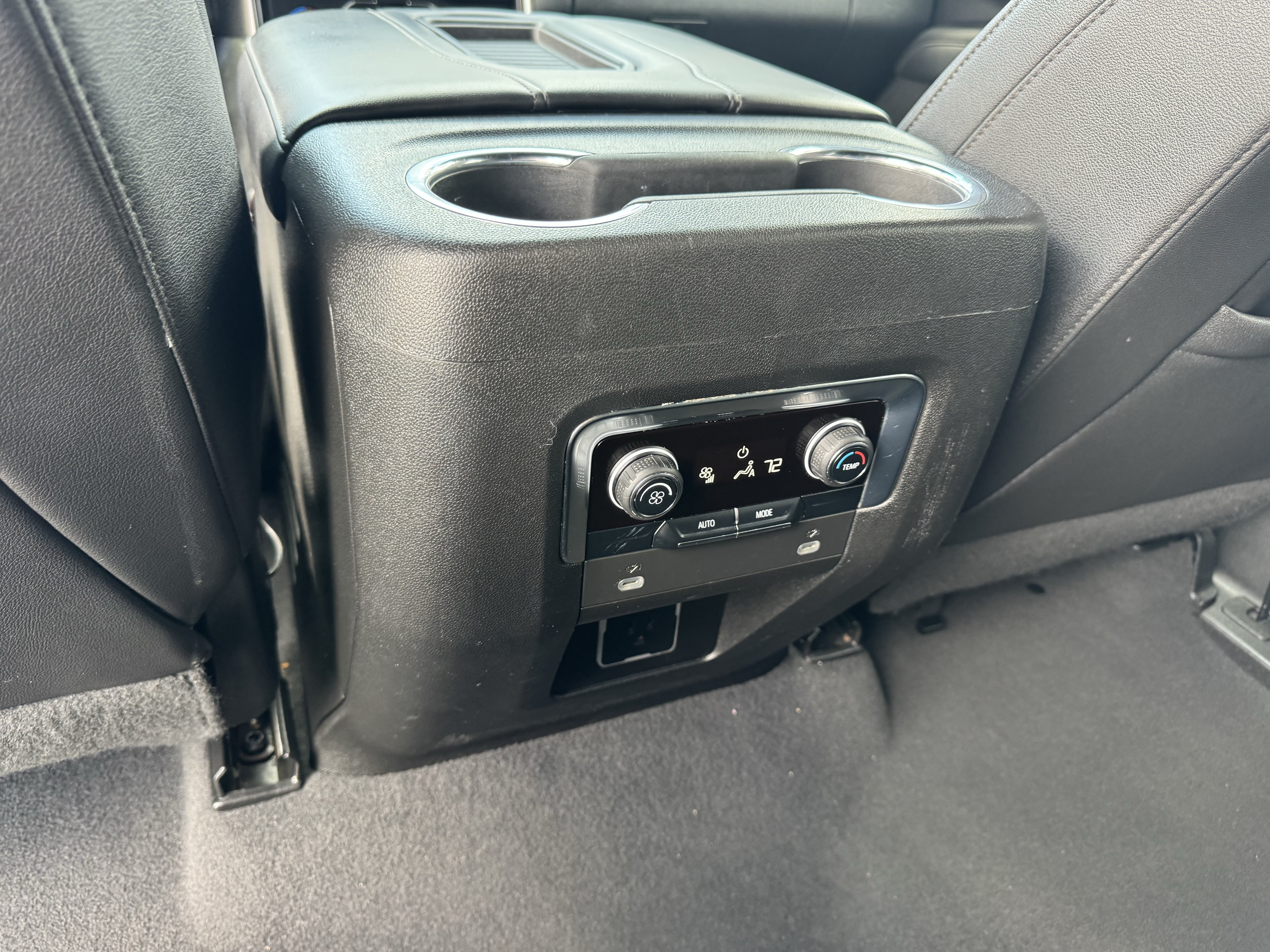 Certified 2023 Chevrolet Tahoe LT AWD/4WD image 17