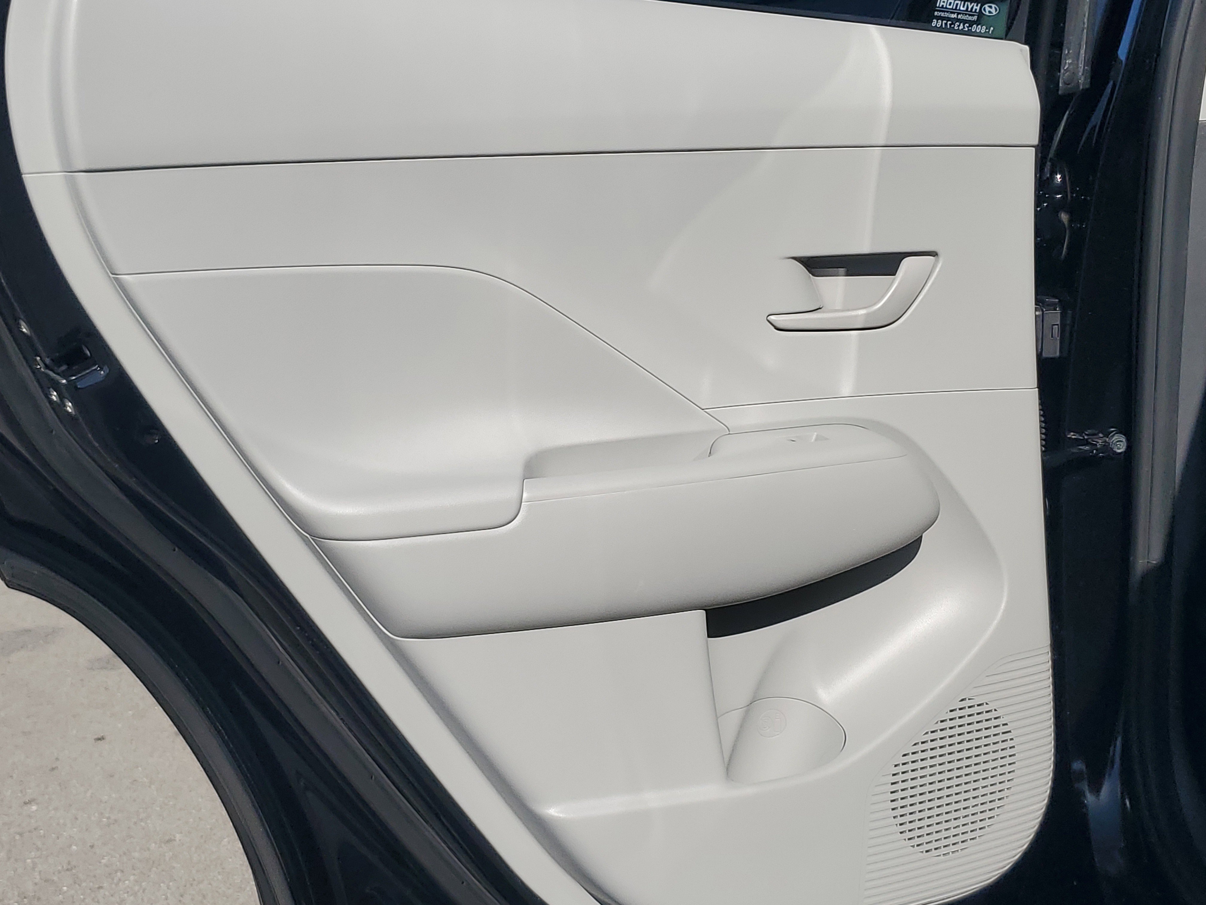 Used 2024 Hyundai Kona SEL image 28