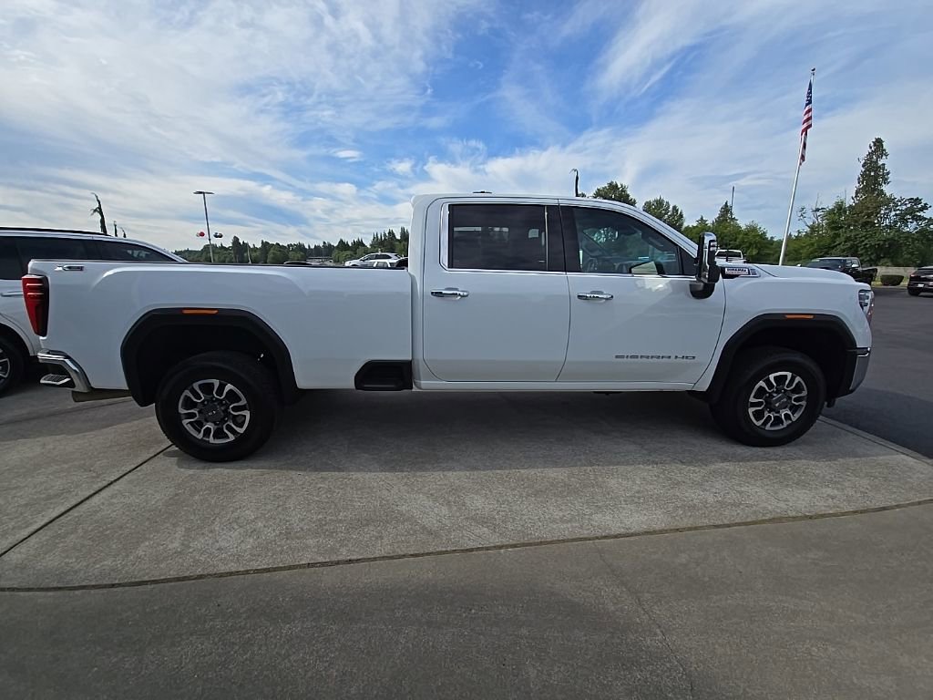 Used 2024 GMC Sierra 3500 SLT w/ X31 Off-Road Package image 7