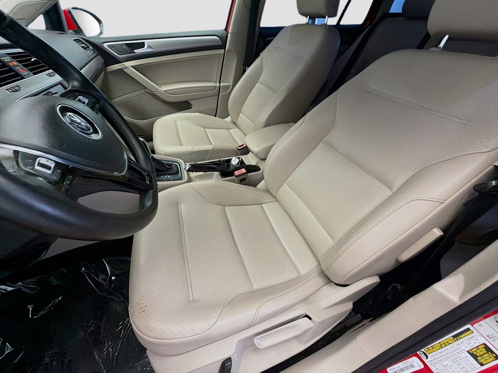 Used 2017 Volkswagen Golf SE FWD image 11