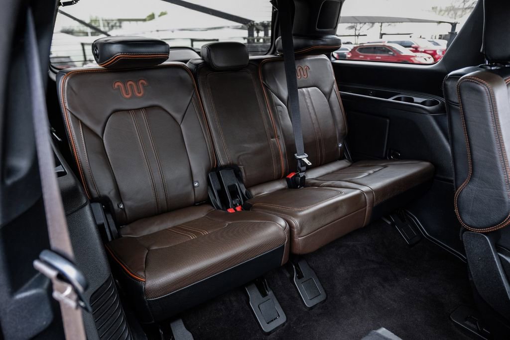Used 2021 Ford Expedition King Ranch AWD/4WD image 46
