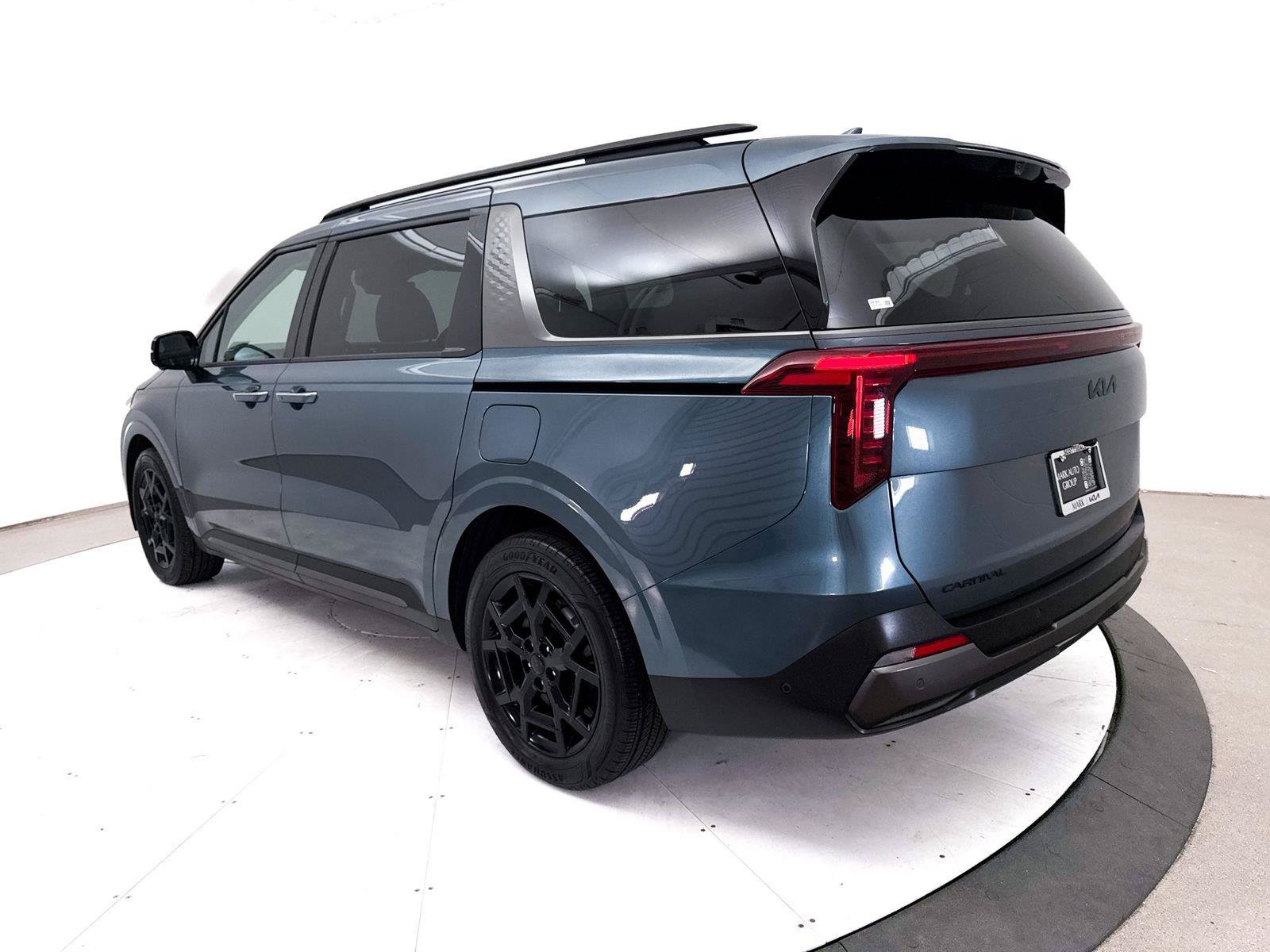Used 2026 Kia Carnival SX Prestige FWD image 19