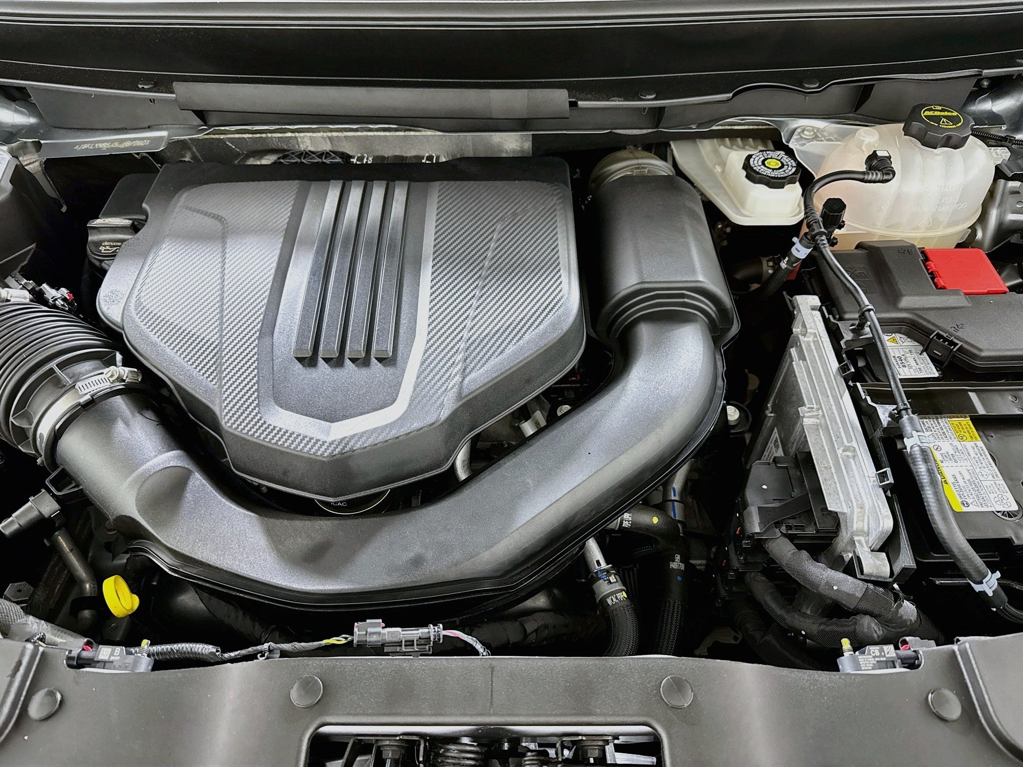 Used 2025 GMC Acadia Elevation AWD/4WD image 32