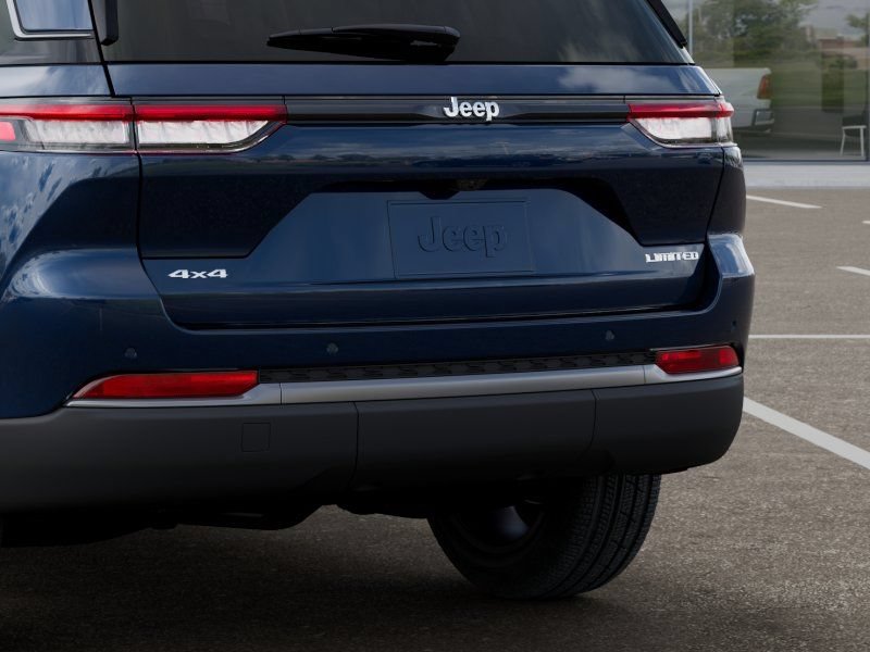 New 2026 Jeep Grand Cherokee Limited AWD/4WD image 13