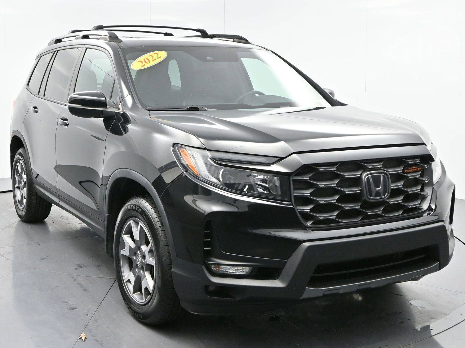 Used 2022 Honda Passport TrailSport image 2