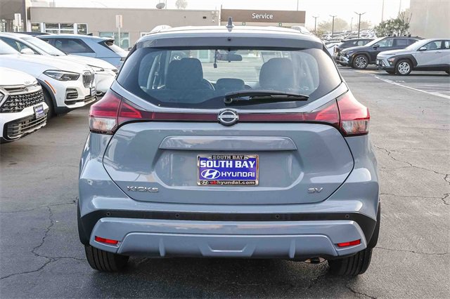 Used 2023 Nissan Kicks SV image 5