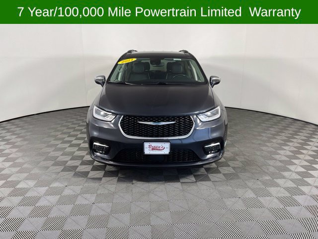 Used 2021 Chrysler Pacifica Limited FWD image 2