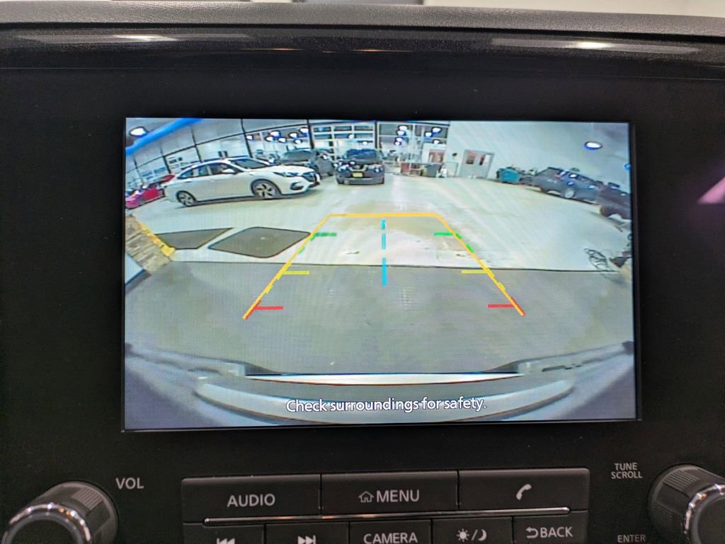 Used 2022 Nissan Frontier SV w/ Technology Package AWD/4WD image 13