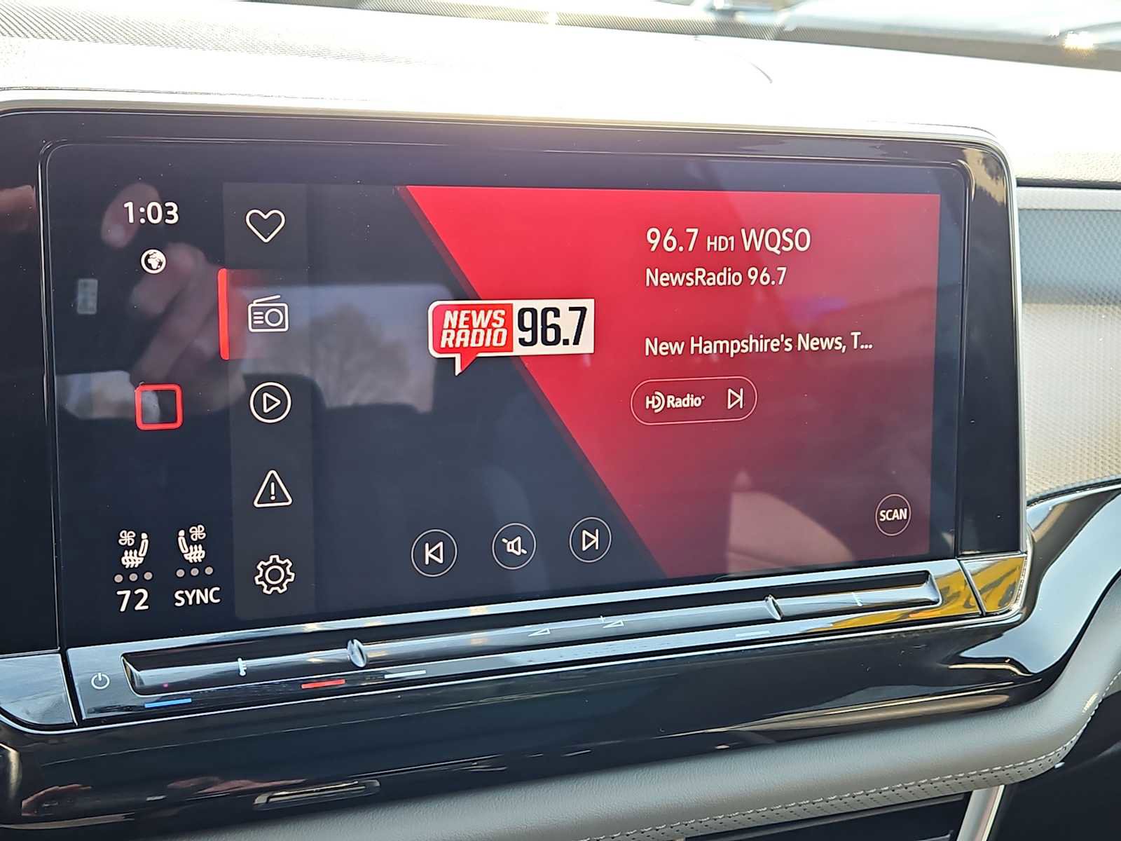 Used 2024 Volkswagen Atlas Peak Edition SE AWD/4WD image 26