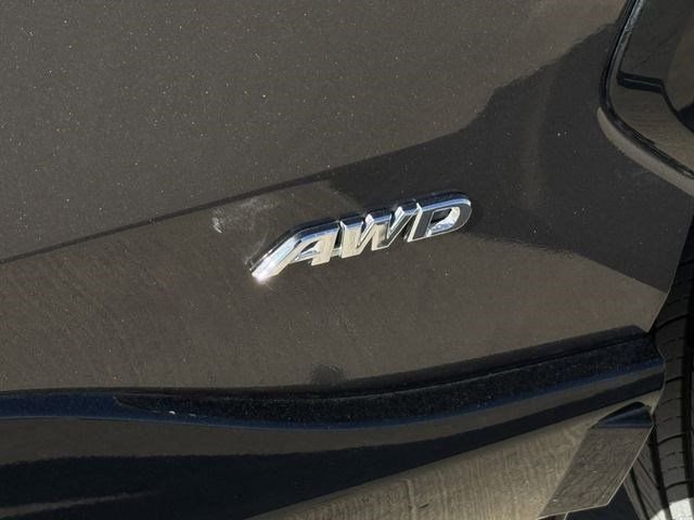 Used 2024 Toyota RAV4 SE image 10