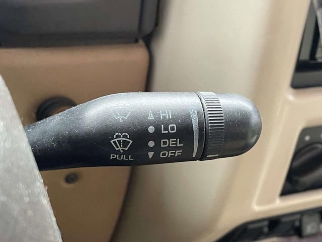 Used 2000 Jeep Wrangler Sahara image 27