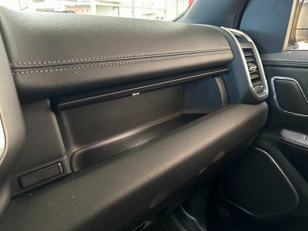 Used 2022 RAM 1500 Laramie AWD/4WD image 34