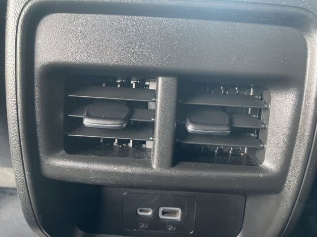 Certified 2024 Cadillac XT4 Premium Luxury image 20