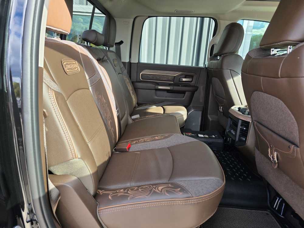 Used 2025 RAM 3500 Longhorn AWD/4WD image 19