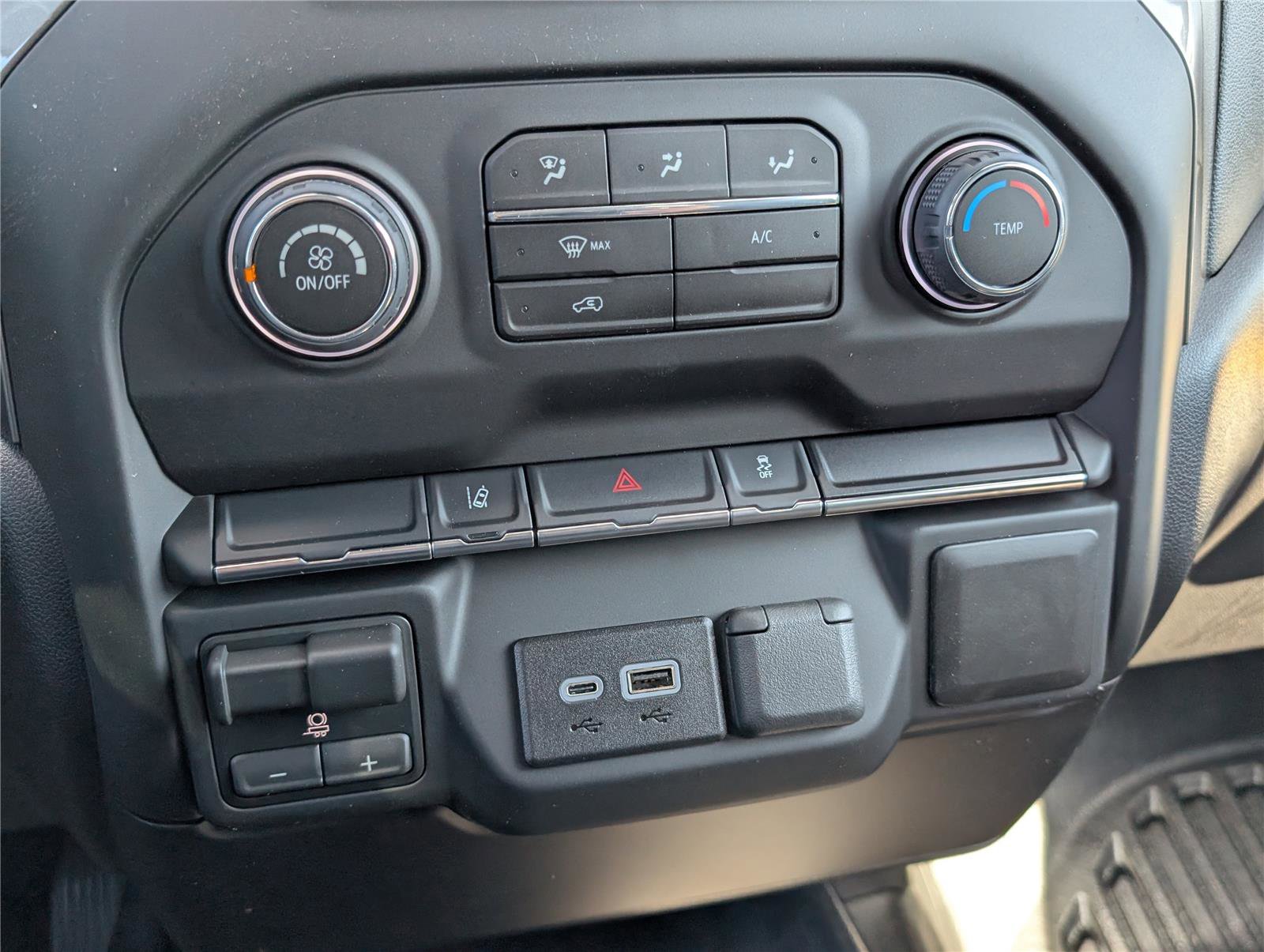 New 2026 Chevrolet Silverado 2500 W/T AWD/4WD image 18