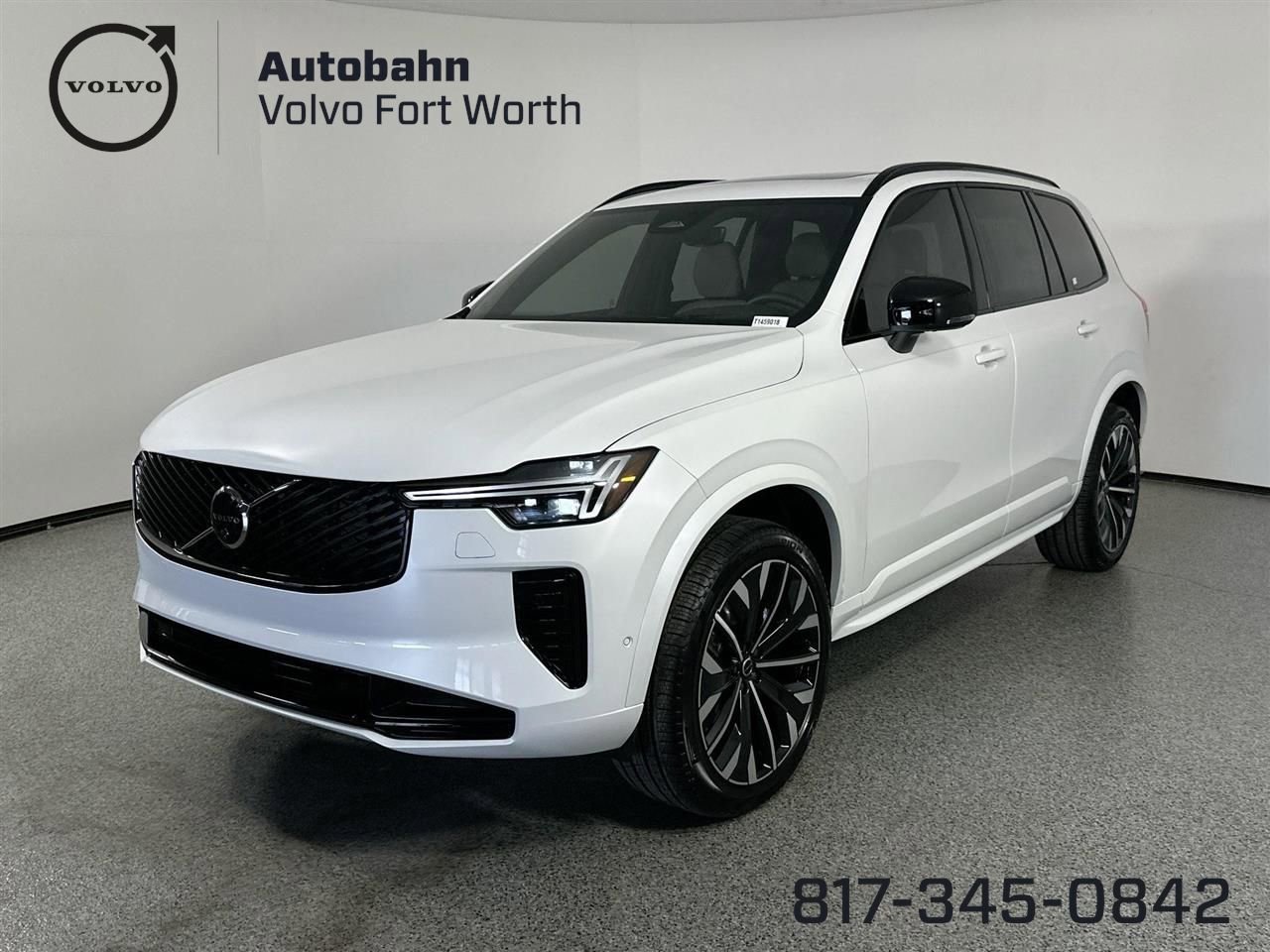 New 2026 Volvo XC90 B6 Ultra image 1
