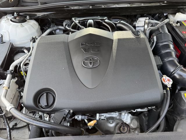 Used 2022 Toyota Camry XSE w/ Navigation Package FWD image 36