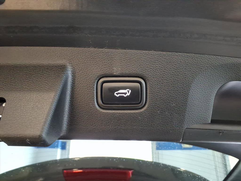 Used 2020 Kia Telluride EX image 16