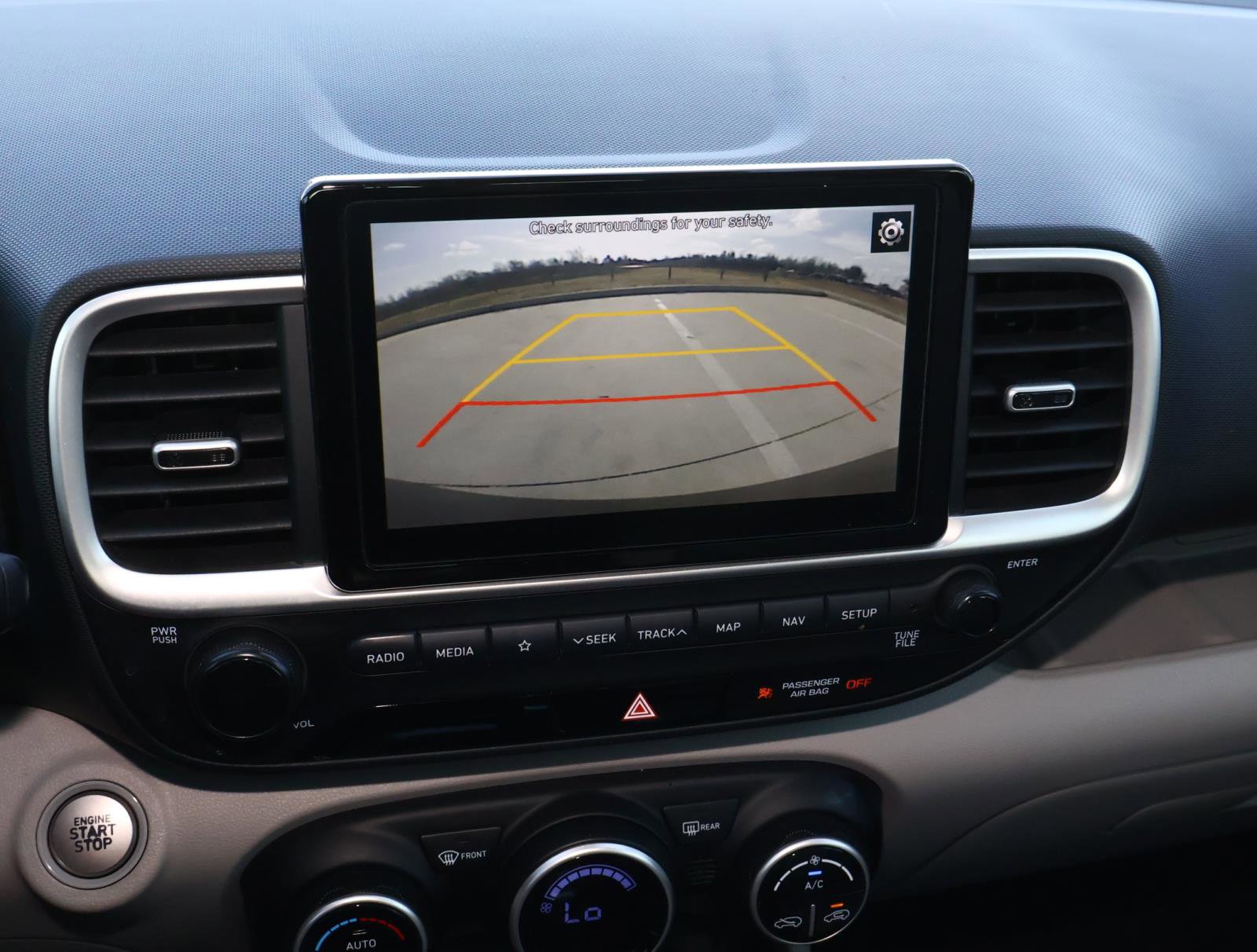 Used 2021 Hyundai Venue SEL w/ Premium Package image 28