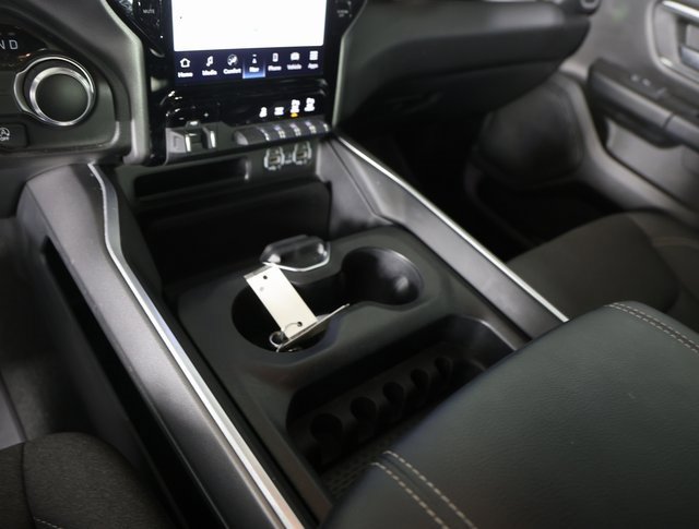 Used 2024 RAM 1500 Lone Star image 17