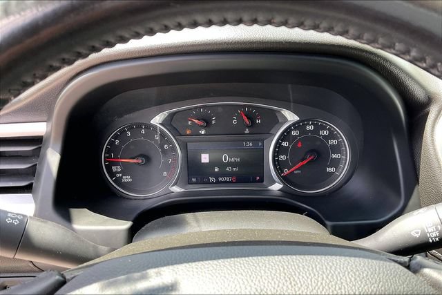 Used 2020 GMC Acadia SLT FWD image 18