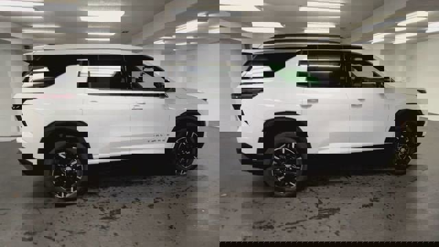 New 2026 Chevrolet Traverse LT w/ Sun and Wheel Package image 9