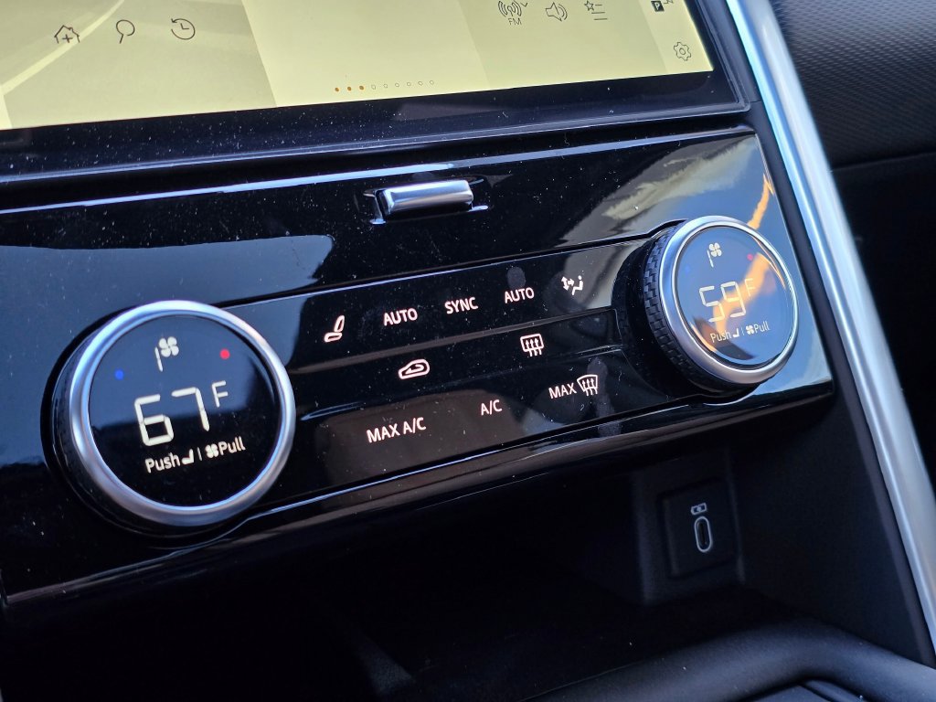 New 2026 Land Rover Discovery Dynamic SE AWD/4WD image 24