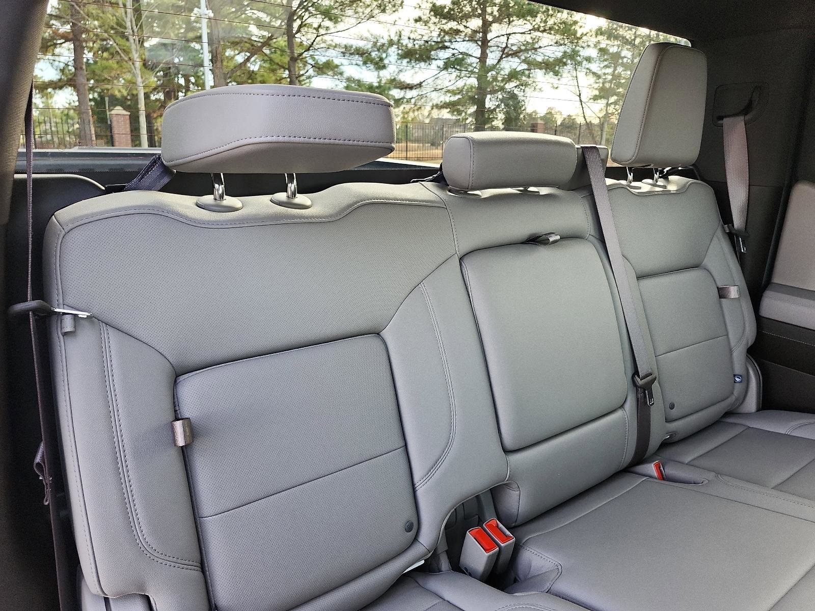 Used 2023 GMC Sierra 1500 SLT image 11