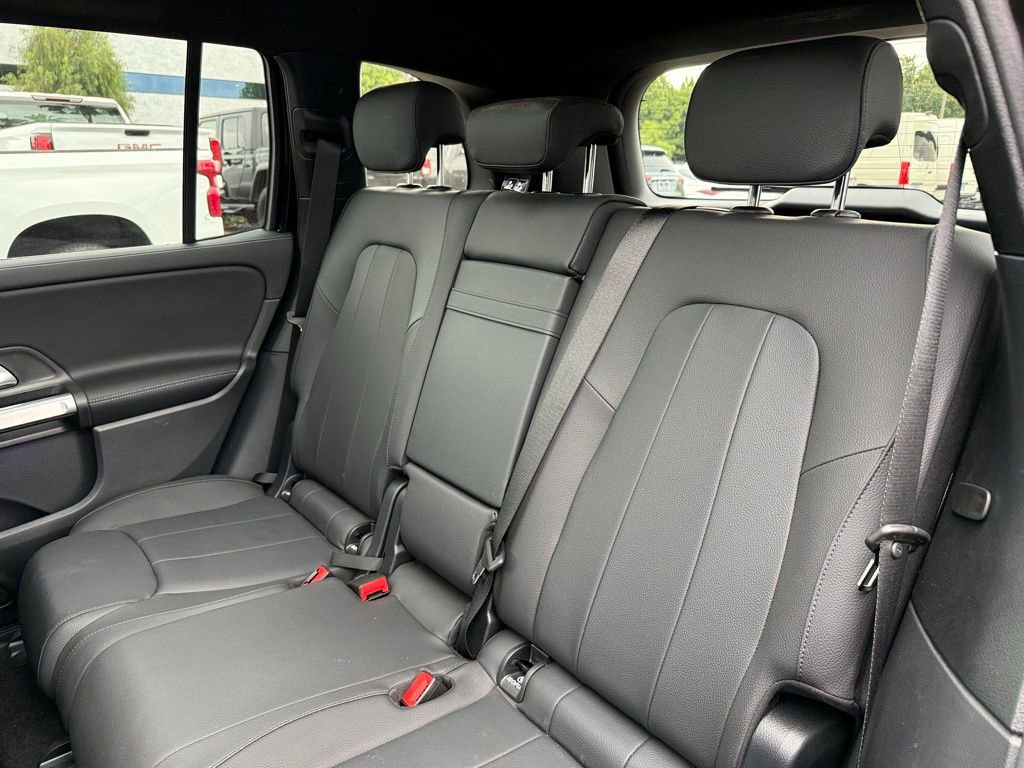 Used 2026 Mercedes-Benz GLB 250 image 15
