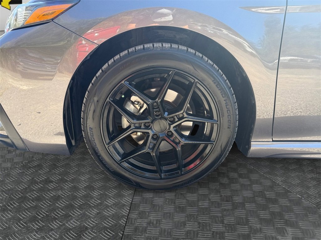 Used 2023 Toyota Camry SE image 14